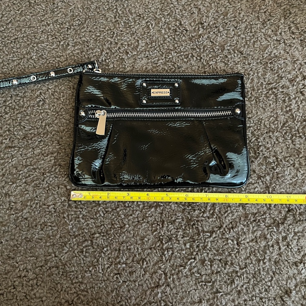Express Clutch